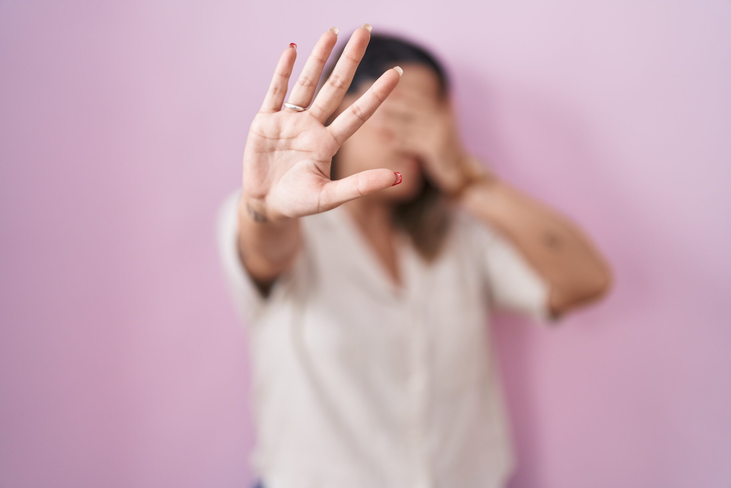 Nova lei cria Rede Municipal de Proteção à Mulher e reforça combate ao feminicídio em Itabirito