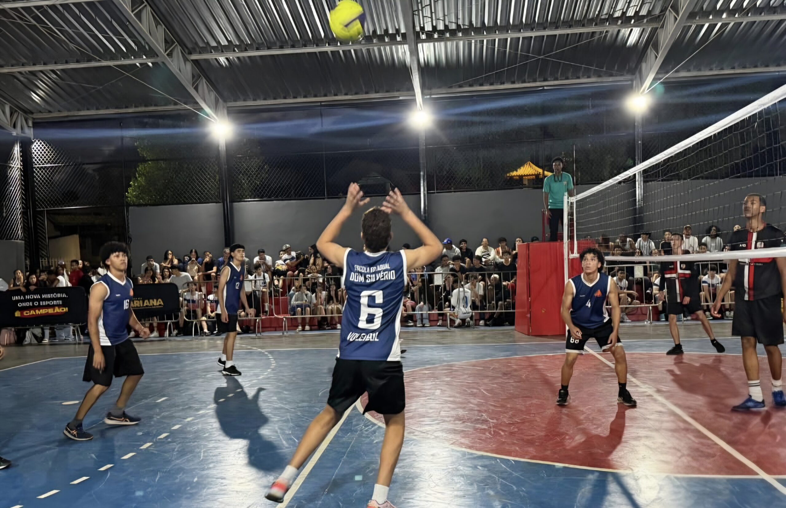Jogos Escolares de Mariana reúnem estudantes em competições esportivas