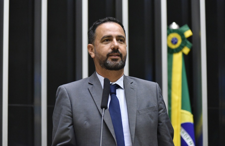 Candidato a Deputado Federal, ex-prefeito de Mariana, Duarte Júnior, reúne-se com moradores de Itabirito