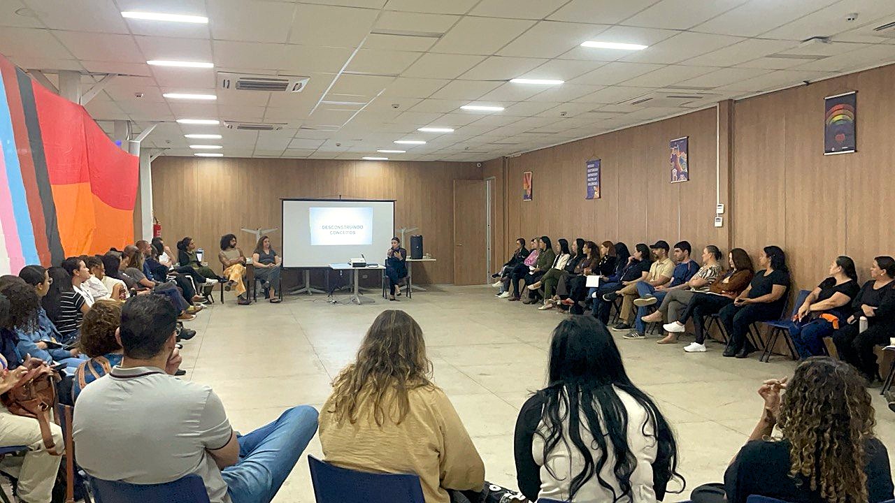 Prefeitura de Itabirito promove capacitação sobre direitos da população trans e combate à LGBTfobia