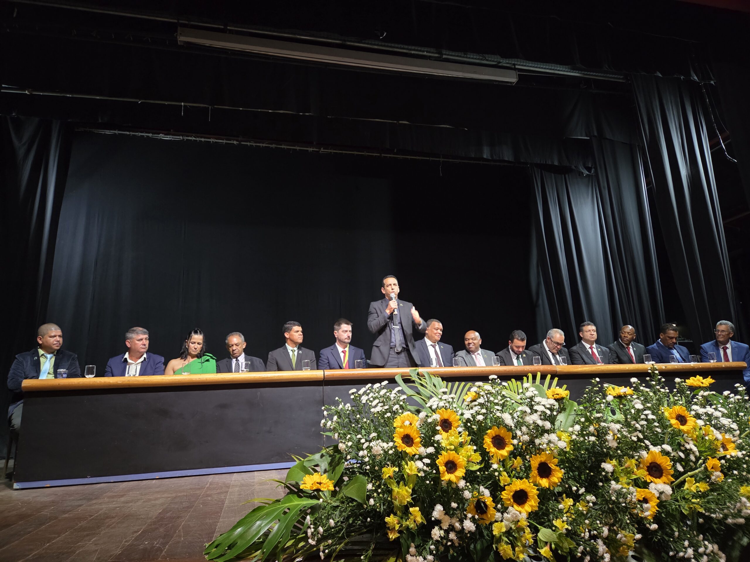 Câmara de Ouro Preto entrega Medalha Bernardo Pereira de Vasconcellos, a Comenda João Velloso e a Medalha Mérito Musical