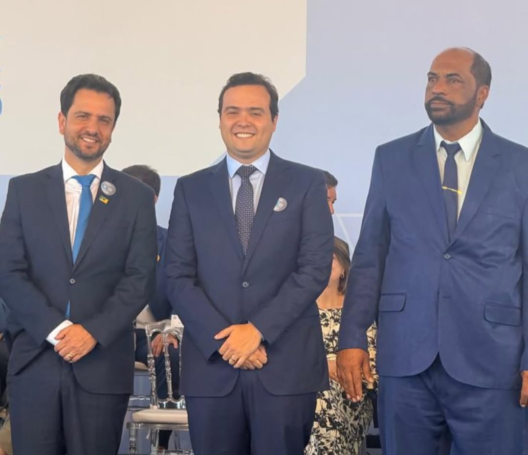Medalha JK: Prefeito de Mariana, Juliano Duarte, recebe Medalha de Honra, em Diamantina   