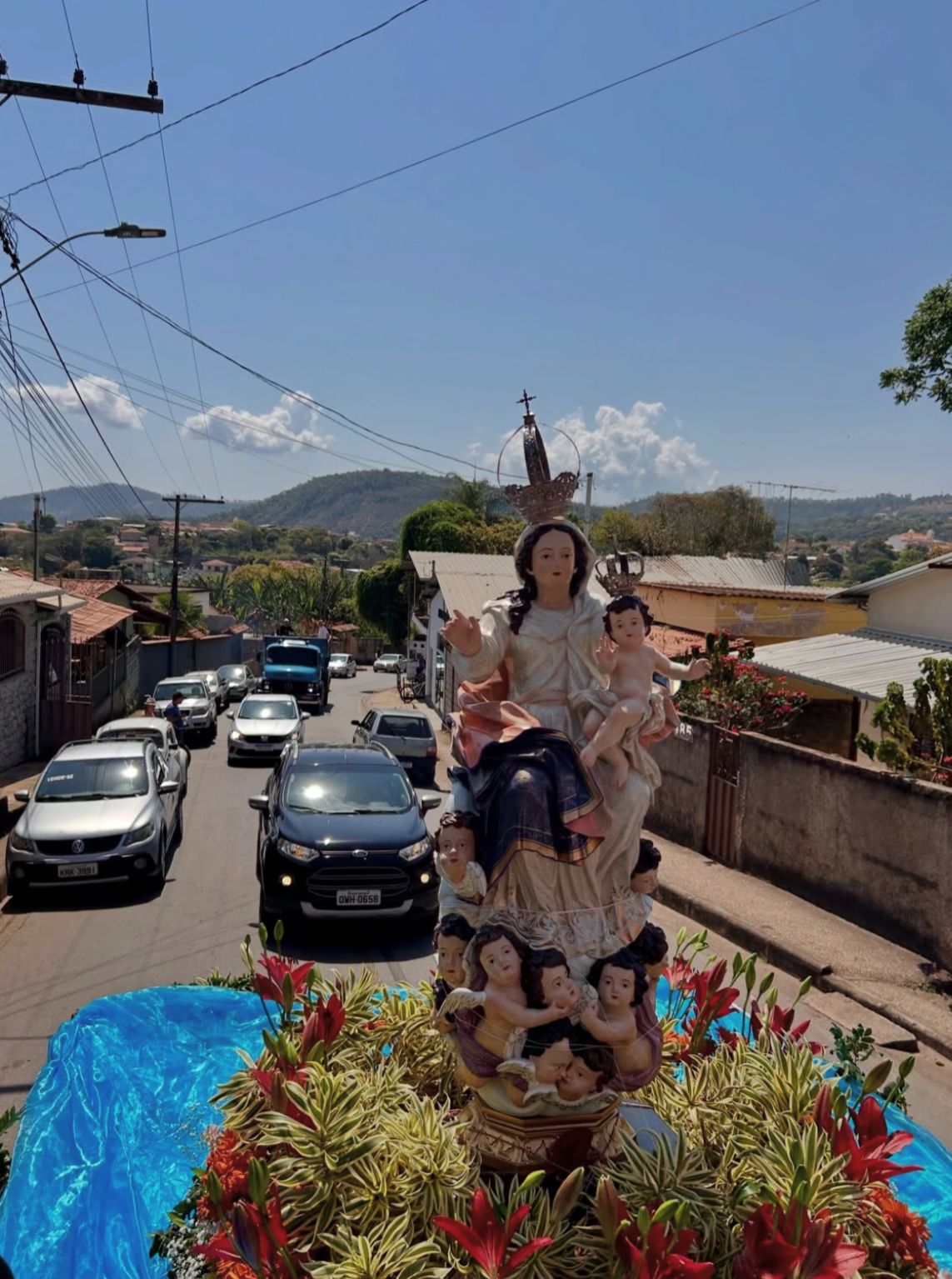 Paróquia de Nossa Senhora de Nazaré inicia celebrações da padroeira com missa e carreata em Cachoeira do Campo 