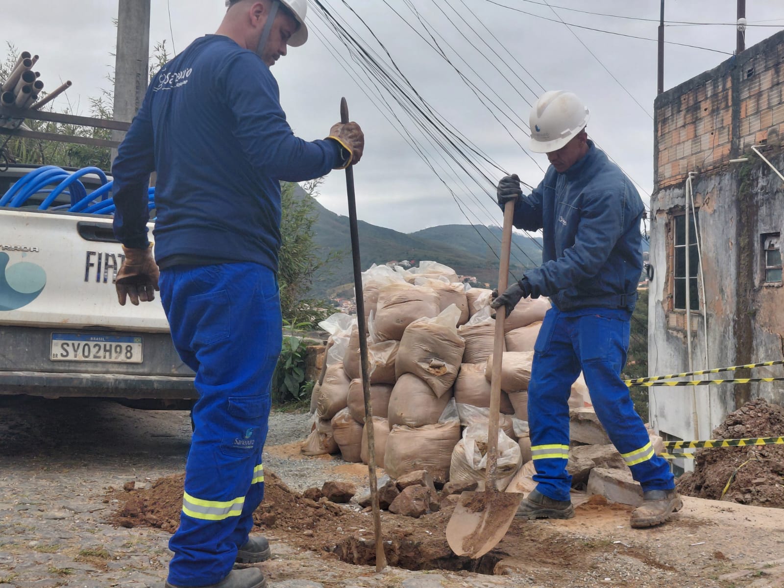 Por dentro da manutenção de redes da Saneouro